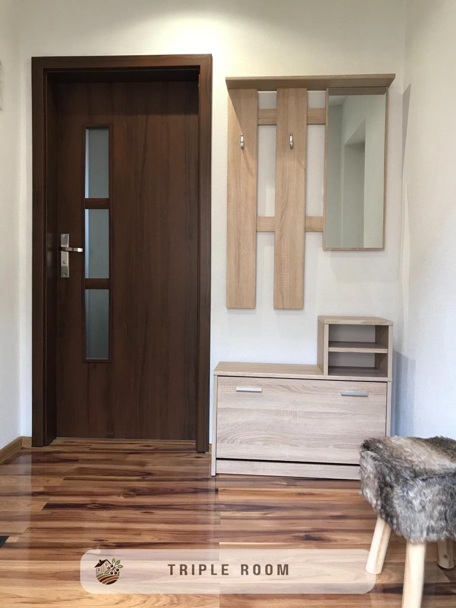 Apartmanovy Dom Visnove Eksteriør bilde
